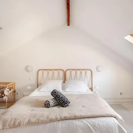Apartment Duplex Spacieux, 10 Min De Paris Puteaux
