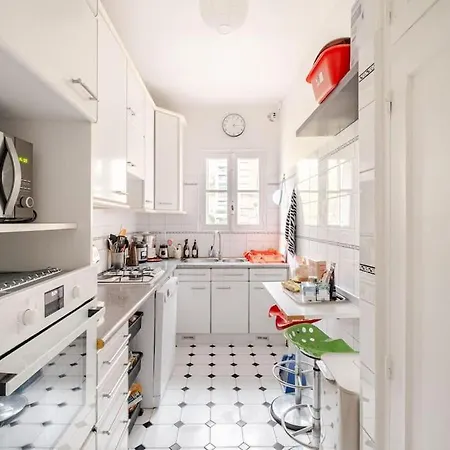 Apartment Duplex Spacieux, 10 Min De Paris Puteaux
